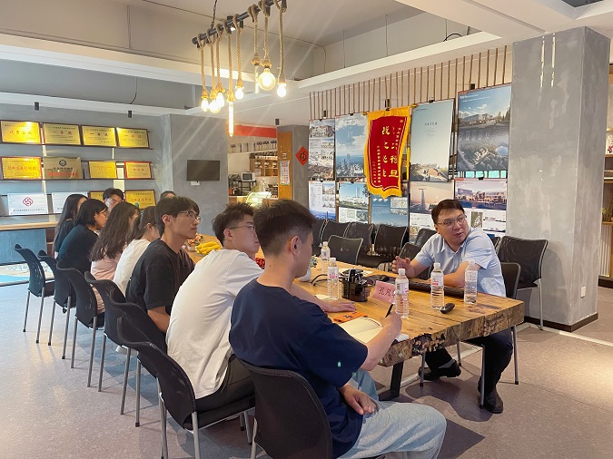 微信图片_20230707164701-改大小.jpg